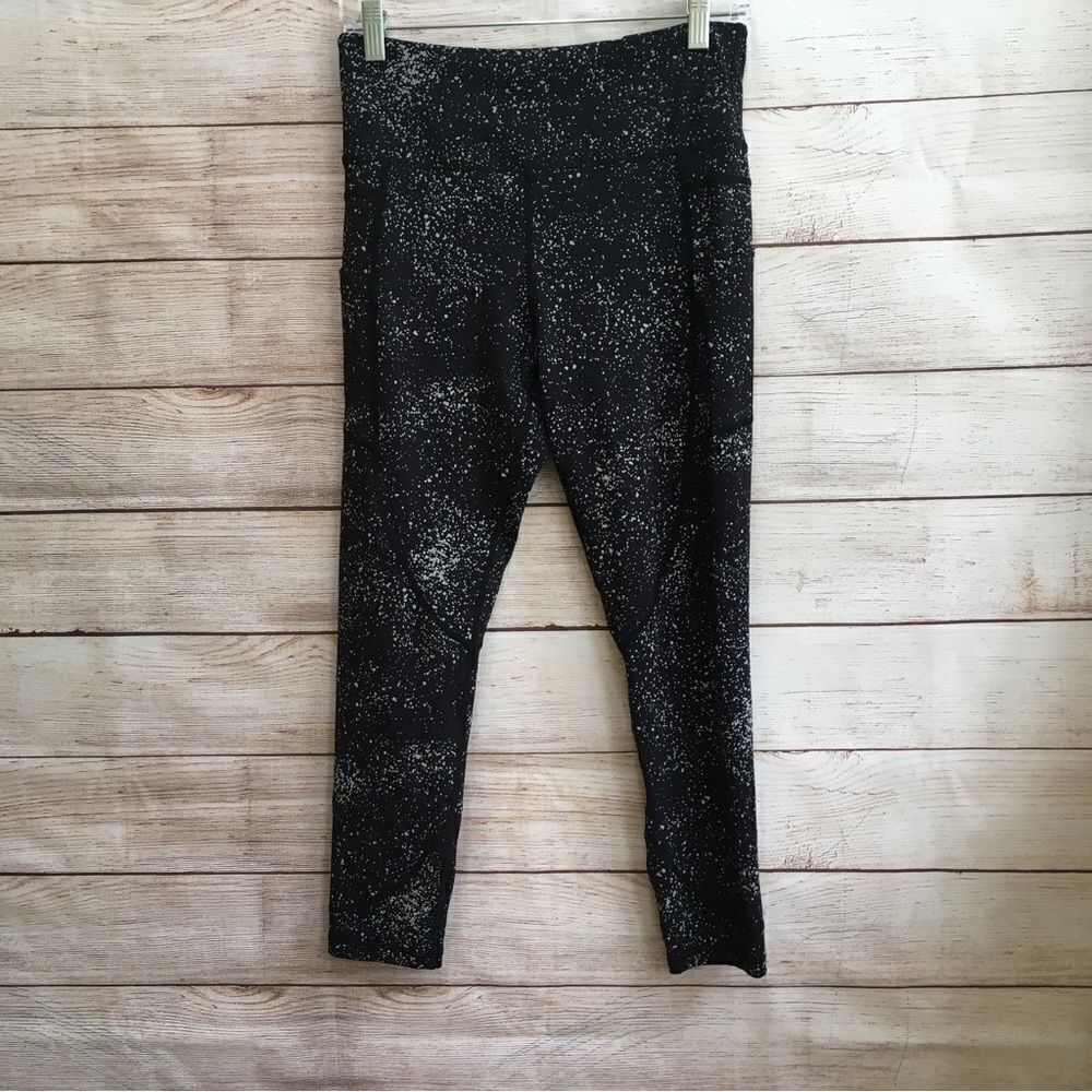 ZYIA‎ LEGGINGS IN BLACK AND GRAY SPATTER PRINT